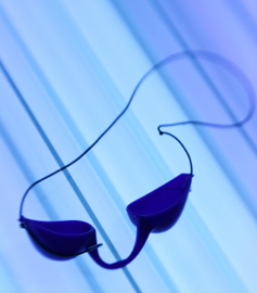 Port de lunettes-coques opaques pendant les séances
